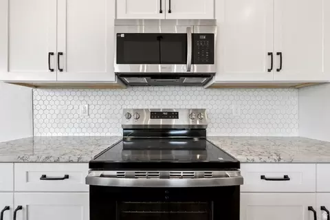 Kitchen - 467 N 460 E, Salem, UT 84653 photo 5 of 5
