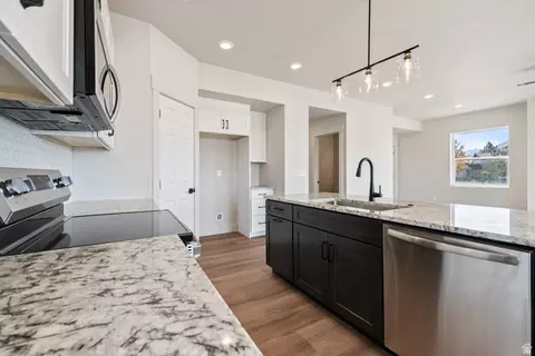 Kitchen - 467 N 460 E, Salem, UT 84653 photo 4 of 5
