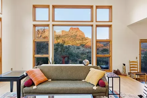Living - 261 Valley View Dr, Springdale, UT 84767 photo 3 of 7