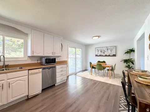 Kitchen - 290 S 300 E, Orem, UT 84058 photo 3 of 4