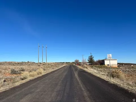 816 E Kiva Dr, Blanding, UT 84511 photo 8