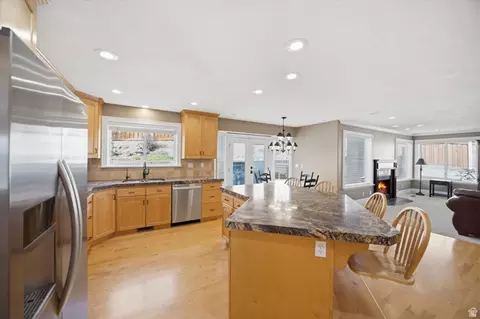 Kitchen - 695 E 1870 N, Orem, UT 84097 photo 2 of 2