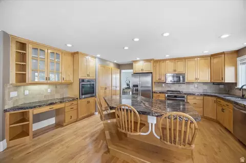 Kitchen - 695 E 1870 N, Orem, UT 84097 photo 1 of 2