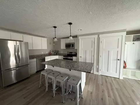 Kitchen - 9888 N Elkhorn Rd, Eagle Mountain, UT 84005 photo 2 of 2