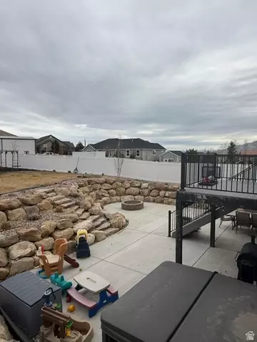 Exterior - 9888 N Elkhorn Rd, Eagle Mountain, UT 84005 photo 6 of 10
