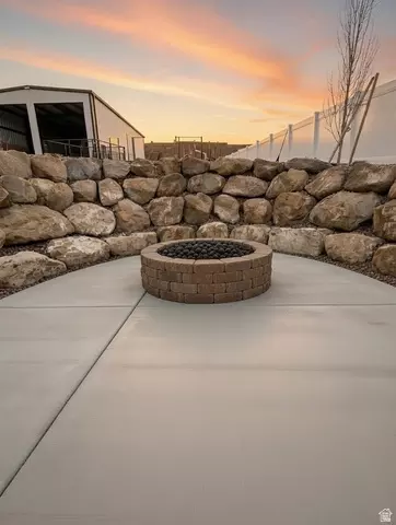 Exterior - 9888 N Elkhorn Rd, Eagle Mountain, UT 84005 photo 7 of 10