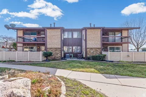 325 E 2550 N #22, North Ogden, UT 84414