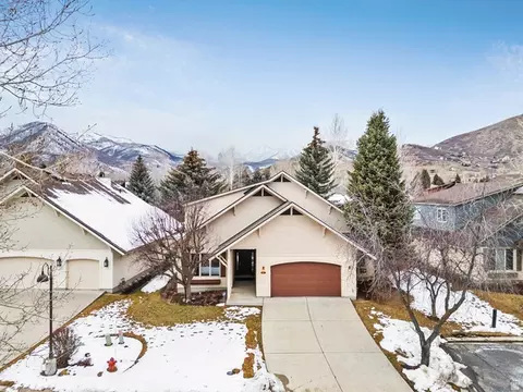 5 E Village Cir, Midway, UT 84049