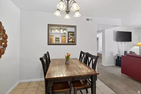 Dining - 2511 Redcliff Rd #3A, Moab, UT 84532 photo 2 of 3