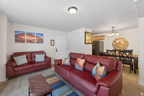 Living - 2511 Redcliff Rd #3A, Moab, UT 84532 photo 3 of 4
