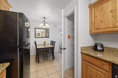 Dining - 2511 Redcliff Rd #3A, Moab, UT 84532 photo 3 of 3