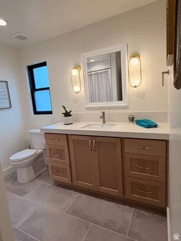 Bath - 3626 S Riverstone Rd, Mapleton, UT 84664 photo 5 of 11