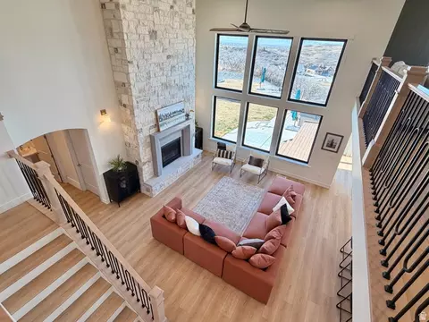 Living - 3626 S Riverstone Rd, Mapleton, UT 84664 photo 3 of 5