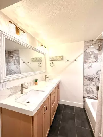 Bath - 3626 S Riverstone Rd, Mapleton, UT 84664 photo 9 of 11