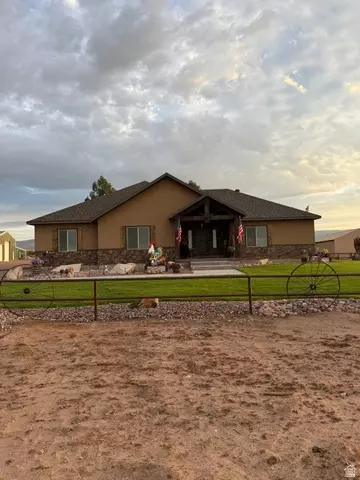 Exterior - 10294 N Zero E, Roosevelt, UT 84066 photo 27 of 29