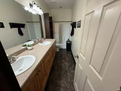 Bath - 10294 N Zero E, Roosevelt, UT 84066 photo 4 of 4