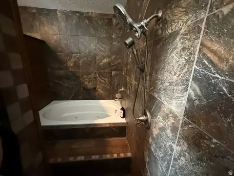 Bath - 10294 N Zero E, Roosevelt, UT 84066 photo 3 of 4