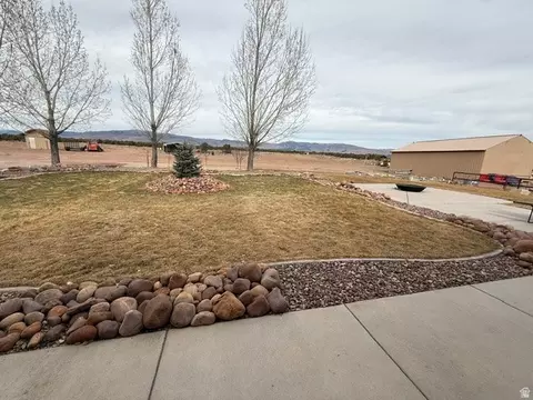 Exterior - 10294 N Zero E, Roosevelt, UT 84066 photo 4 of 29