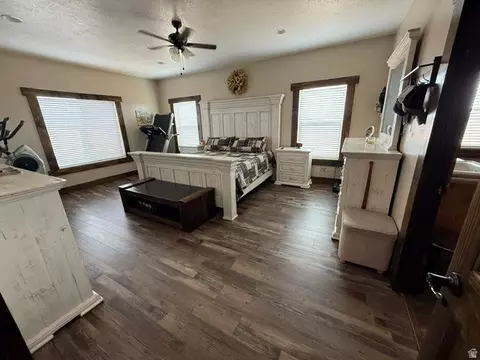 Bedroom - 10294 N Zero E, Roosevelt, UT 84066 photo 1 of 4