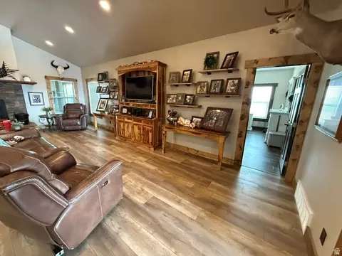 Living - 10294 N Zero E, Roosevelt, UT 84066 photo 3 of 4