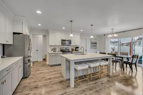 Kitchen - 205 E Craner Peak Dr, Eagle Mountain, UT 84005 photo 1 of 4