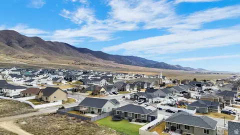 View/Area - 2681 E Clarkstone Dr, Eagle Mountain, UT 84005 photo 3 of 4