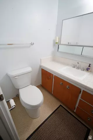 Bath - 415 Jackson Ave, Ogden, UT 84404 photo 1 of 8