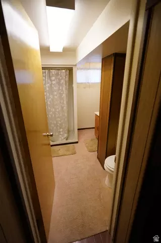 Bath - 415 Jackson Ave, Ogden, UT 84404 photo 3 of 8