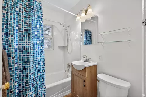 Bath - 557 N Emery Ave, Orem, UT 84057 photo 1 of 2