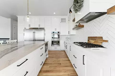 851 E Mountain Rd, North Ogden, UT 84414