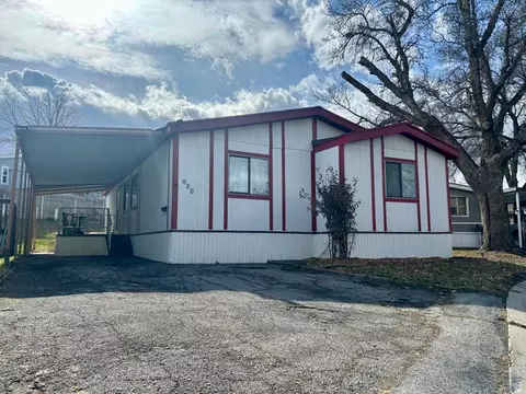204 E Biltmore Ave, Murray, UT 84107
