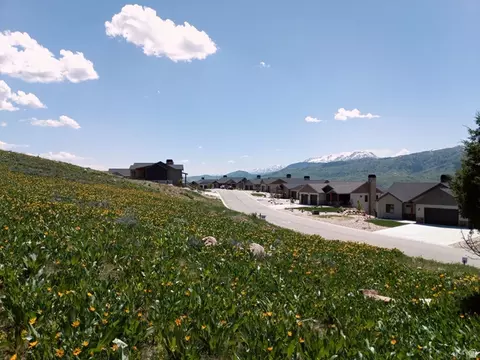 4500 N Seven Bridges E #18, Eden, UT 84310