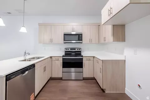 Kitchen - 4704 S Olive Ave #V202, Mapleton, UT 84664 photo 1 of 3