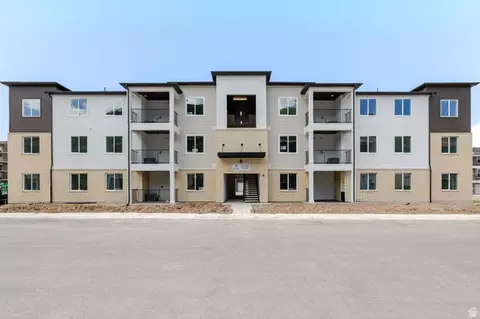 4704 S Olive Ave #V202, Mapleton, UT 84664