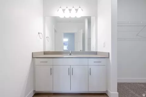 Bath - 4704 S Olive Ave #V304, Mapleton, UT 84664 photo 2 of 2