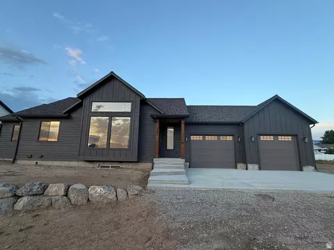 Exterior - 832 S 1100 E, Preston, ID 83263 photo 5 of 5