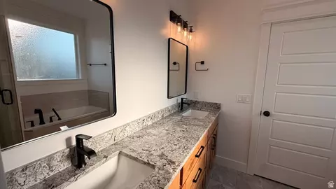Bath - 832 S 1100 E, Preston, ID 83263 photo 3 of 3