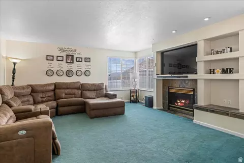 Living - 19 S 820 E, Tooele, UT 84074 photo 2 of 2