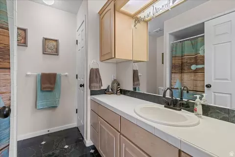 Bath - 19 S 820 E, Tooele, UT 84074 photo 5 of 5