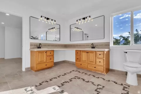 Bath - 11363 S 5600 W, Payson, UT 84651 photo 3 of 6