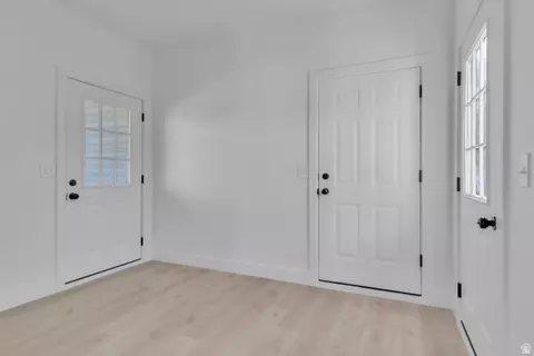 Entry Way - 11363 S 5600 W, Payson, UT 84651 photo 2 of 3