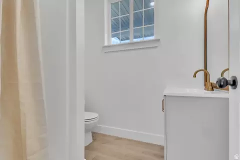 Bath - 11363 S 5600 W, Payson, UT 84651 photo 1 of 6