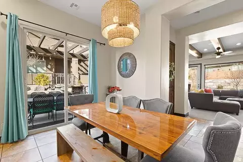 Dining - 4177 E Coral Dr, Washington, UT 84780 photo 2 of 3