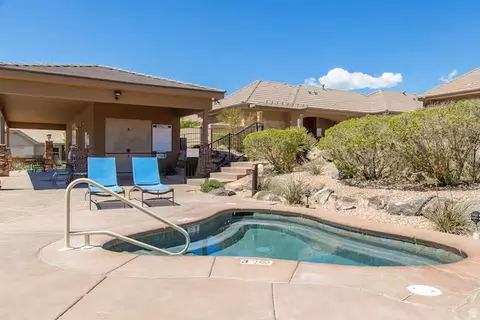 Exterior - 4177 E Coral Dr, Washington, UT 84780 photo 10 of 11
