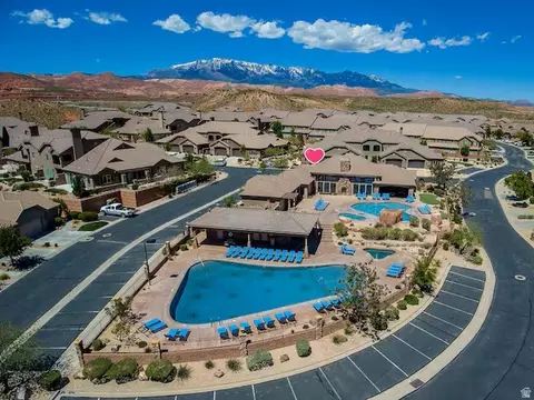 Exterior - 4177 E Coral Dr, Washington, UT 84780 photo 7 of 11