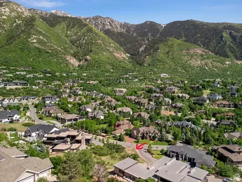 1 E Carriagewood Cv S #1090, Sandy, UT 84092