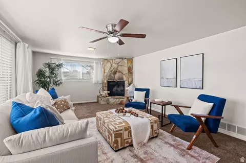 Living - 265 E 600 N, Mapleton, UT 84664 photo 3 of 4