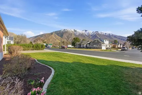 Exterior - 265 E 600 N, Mapleton, UT 84664 photo 3 of 7