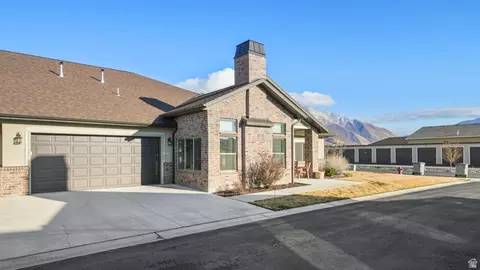 Exterior - 1810 W 300 S #D, Mapleton, UT 84664 photo 4 of 9