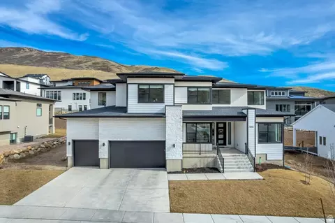 5866 N Fox Canyon Rd, Lehi, UT 84043